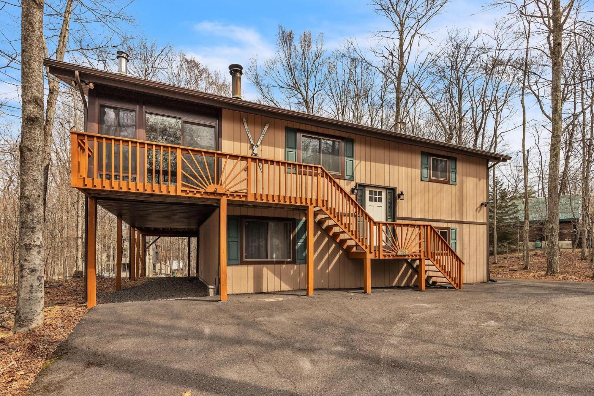 Pocono Getaway - Serene 3br Home Holiday home Pocono Lake