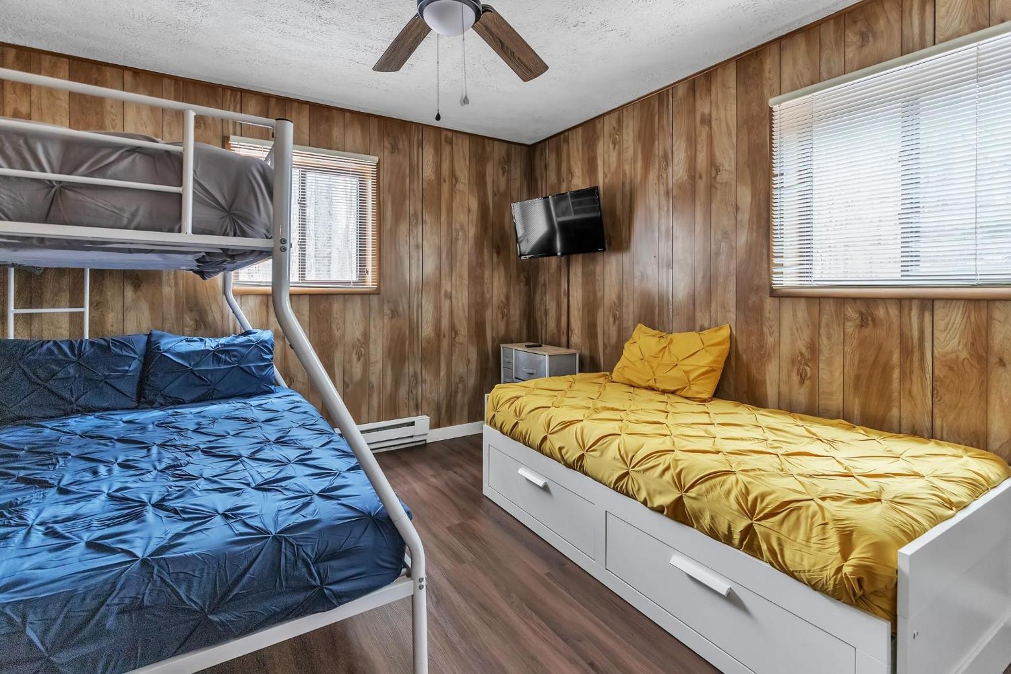 Holiday home Pocono Getaway - Serene 3br Home